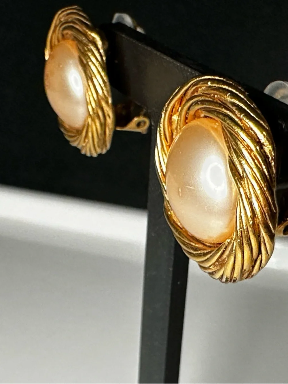 Vintage Chanel 1994 Faux Pearl Rope Earrings – Gold Plated